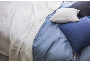 Pościel z lyocellu czy z bawełny - co wybrać dla komfortu snu, alergików i łatwej pielęgnacji